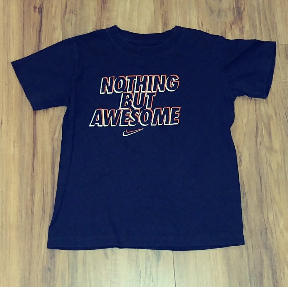 Nike tee